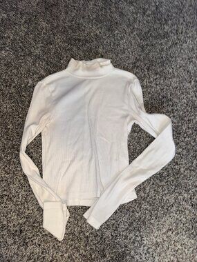 White turtleneck Long-Sleeve